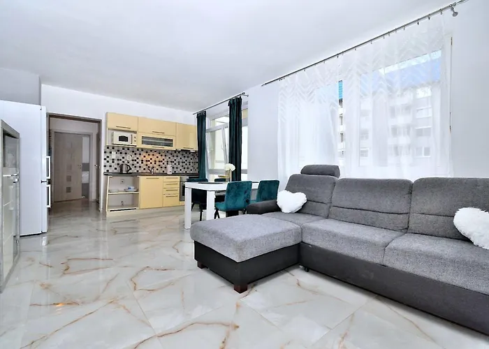 Emerald Marble Serenity דירה *